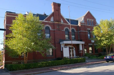 county courthouse